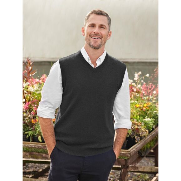 WoolOvers Mens Cashmere Sweater Vest / Black